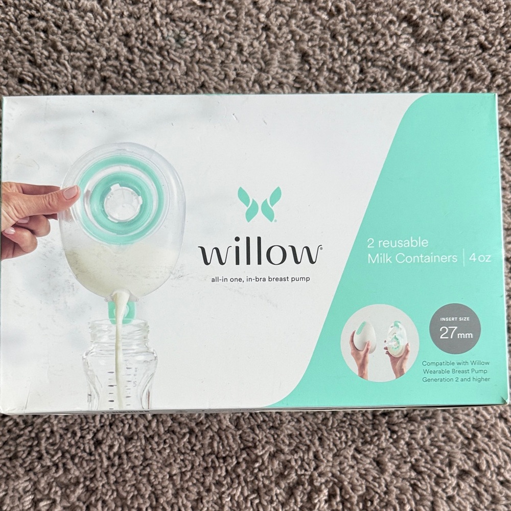 Willow Mint Reusable Milk Containers